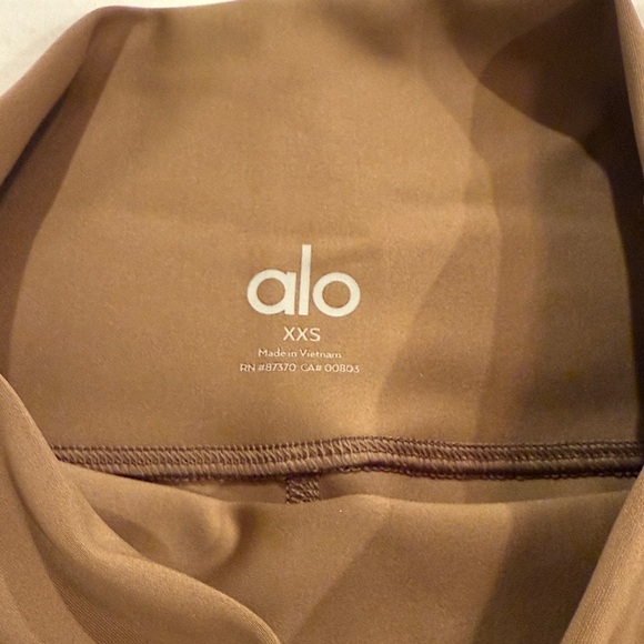 ALO Airlift Legging 7/8 in Toasted Almond - Picture 5 of 5